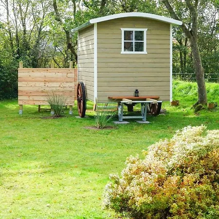 Cottage, * Humptrup